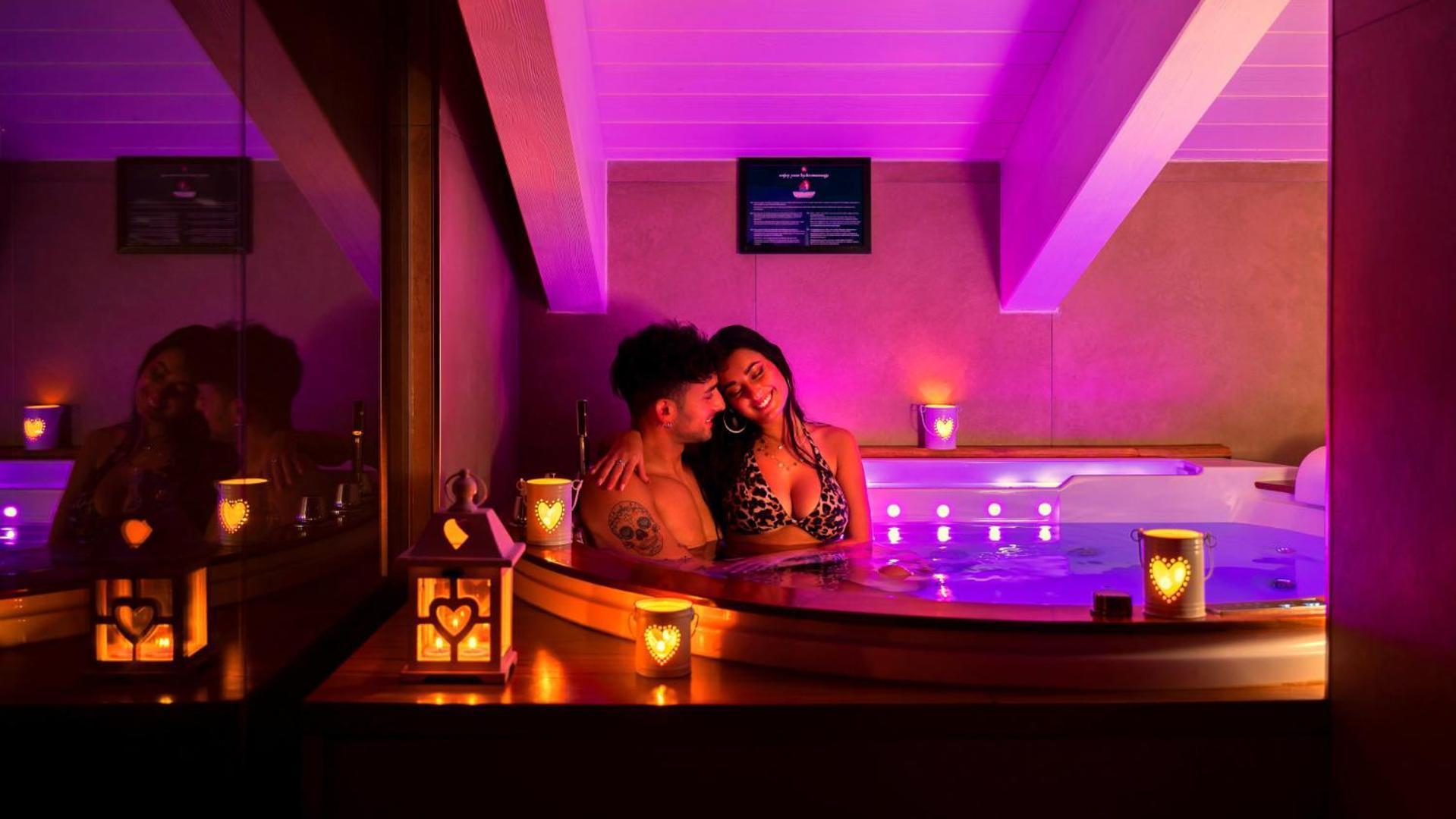 You & Me Beach Hotel Rimini Exterior photo