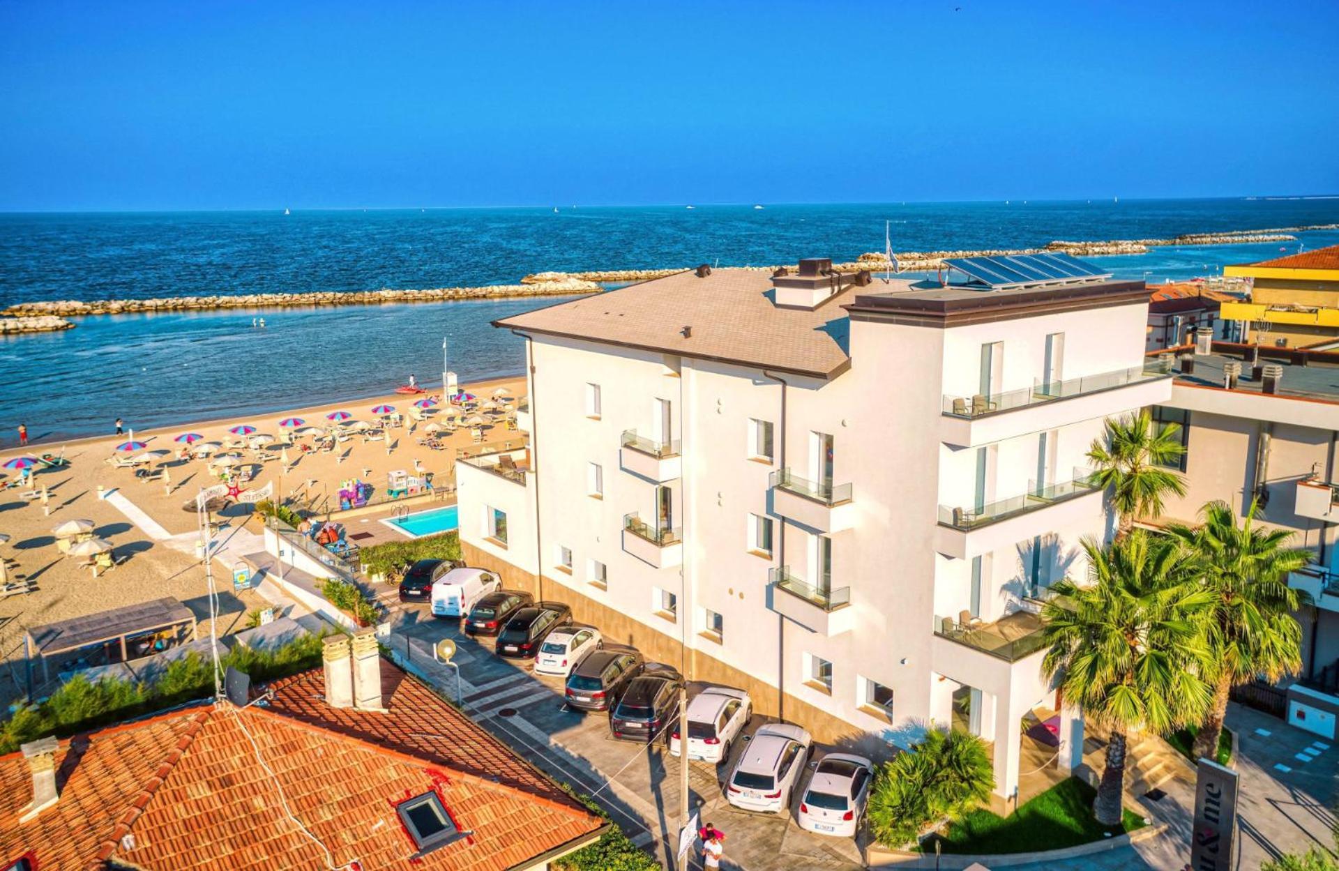 You & Me Beach Hotel Rimini Exterior photo